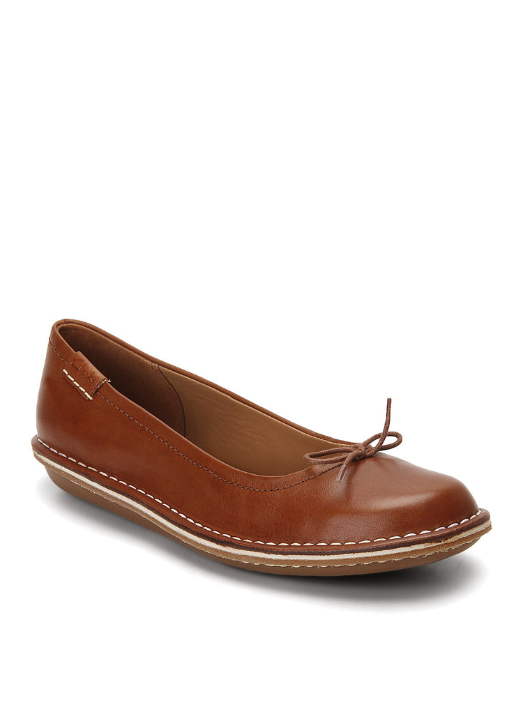 Tustin Talulah Tan Belly Shoes