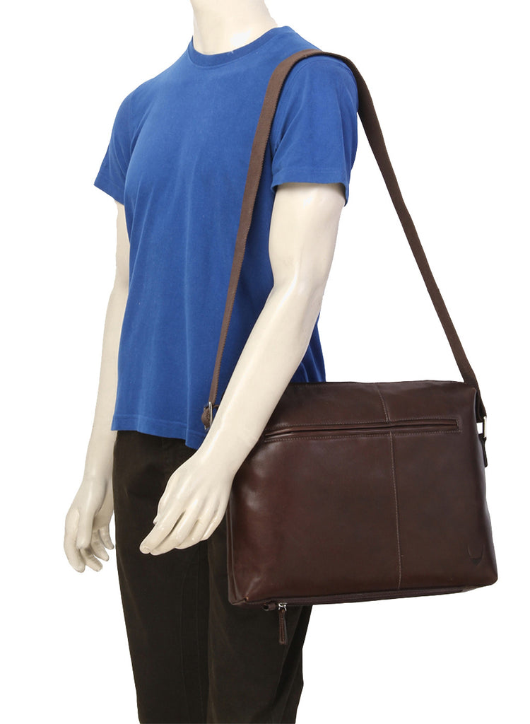 Fitch 02 Brown Leather Zip Top Messenger Bag