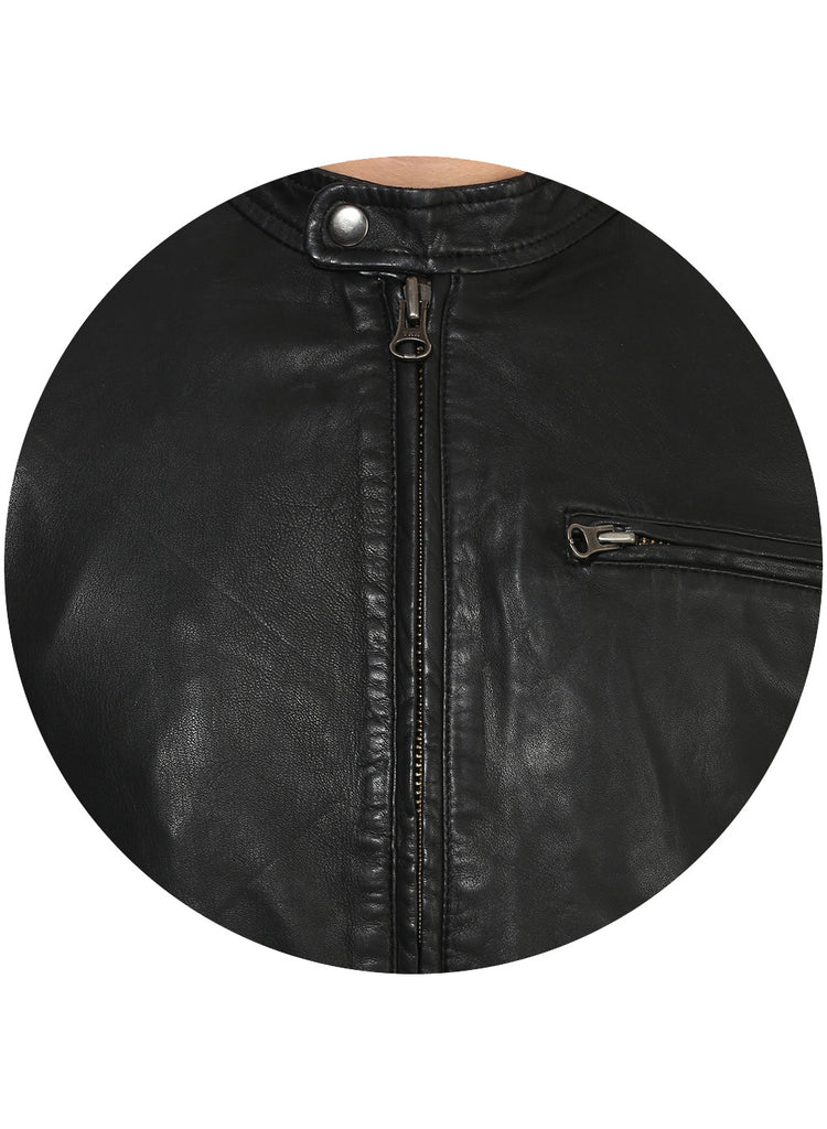 Schwarze Lederjacke